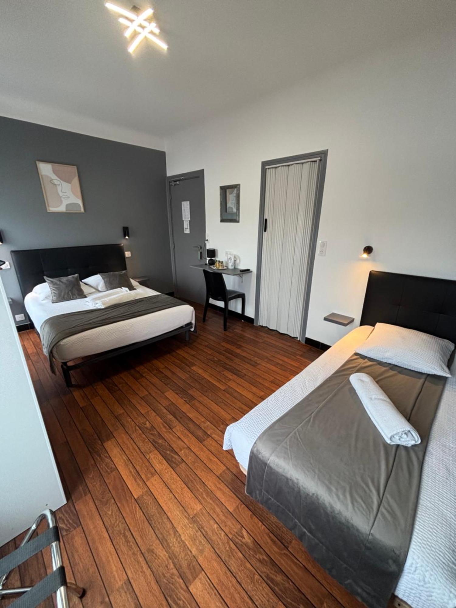 Crystal Hotel Ρουαγιάν Εξωτερικό φωτογραφία